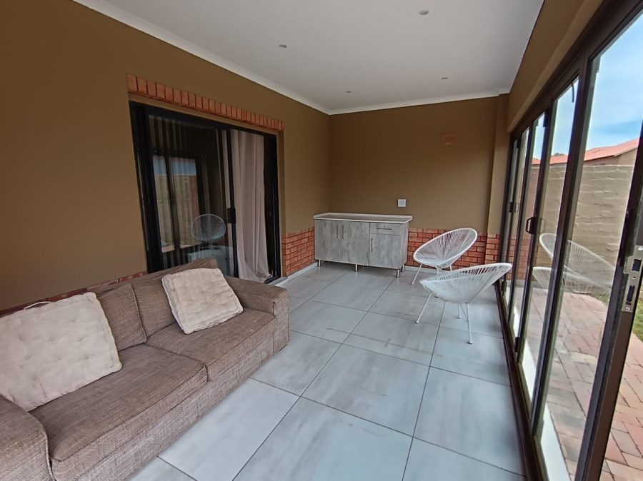 3 Bedroom Property for Sale in Hexrivier Lifestyle Estate North West